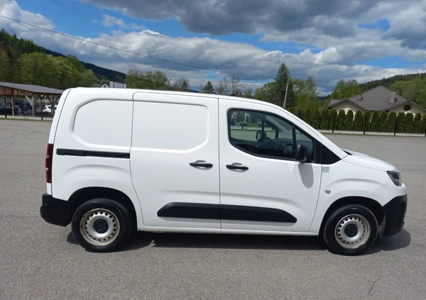 Citroen Berlingo cena 39900 przebieg: 172000, rok produkcji 2019 z Stargard małe 121